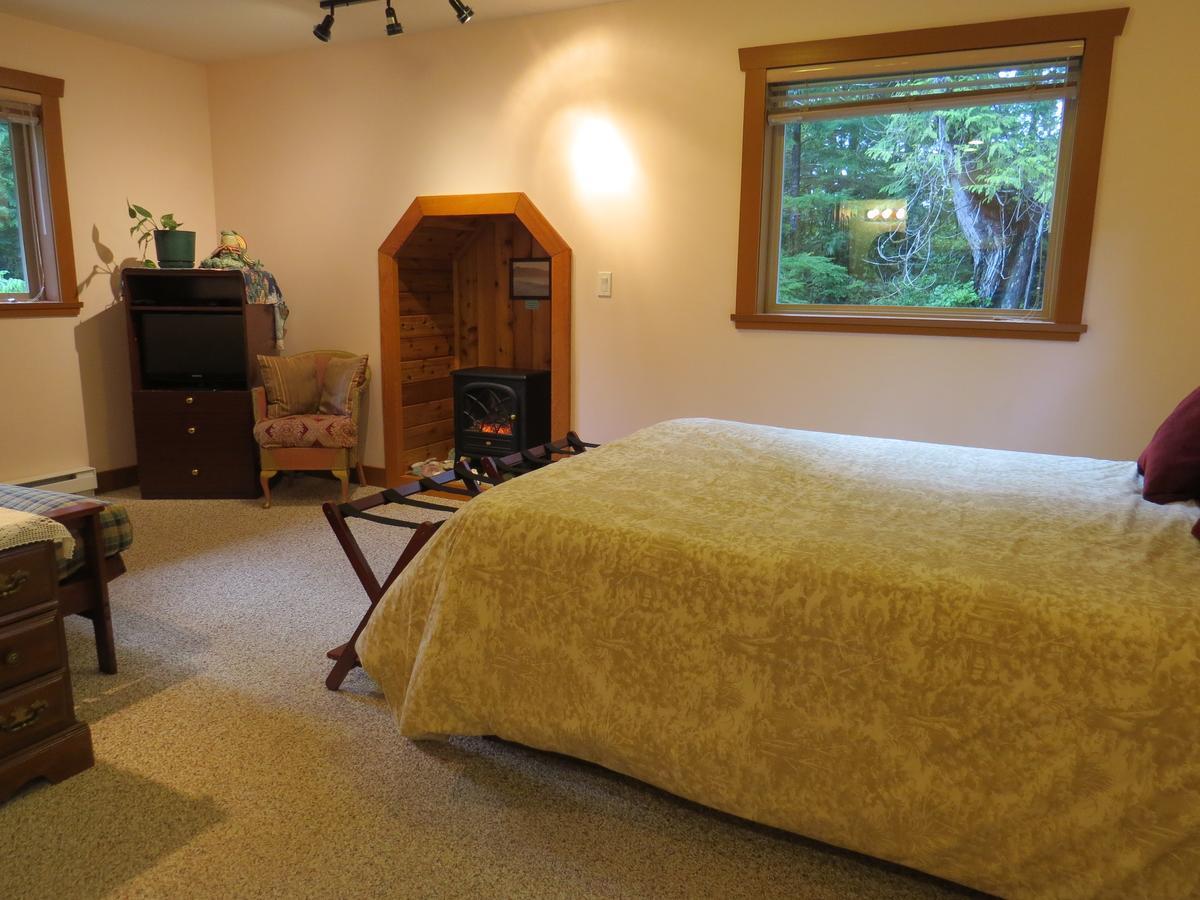 Summerhill Guest House Tofino Exterior foto